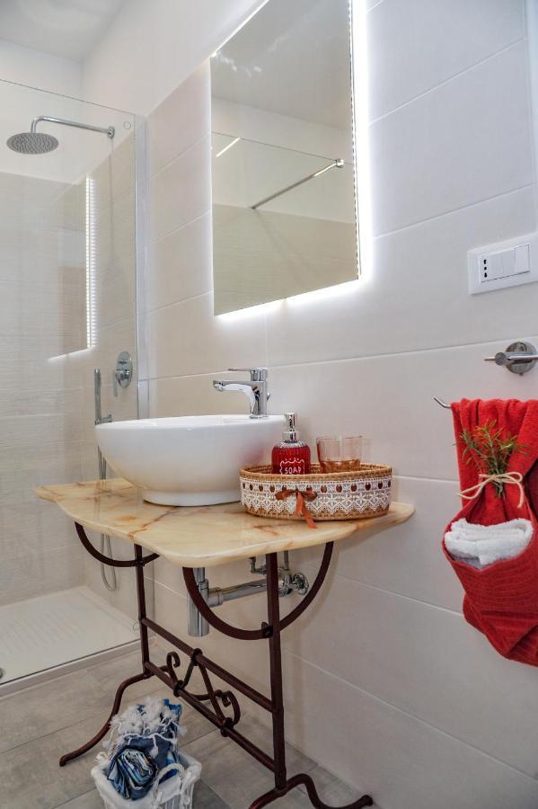 Bed and Breakfast Casa Lele Ното Экстерьер фото