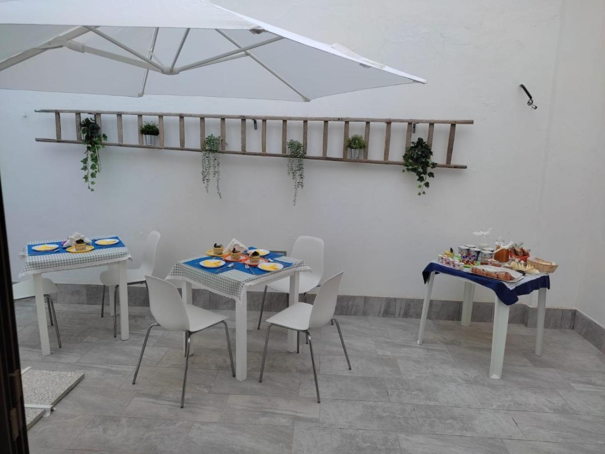 Bed and Breakfast Casa Lele Ното Экстерьер фото